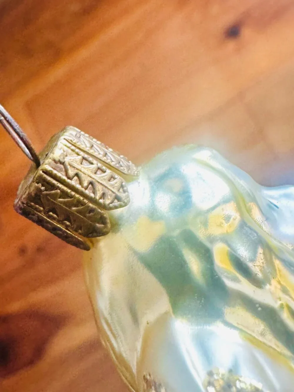 2 Whitehurts Blown Glass 5.5